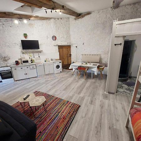Apartamento Ancienne grange rénovée Tuchan Exterior foto